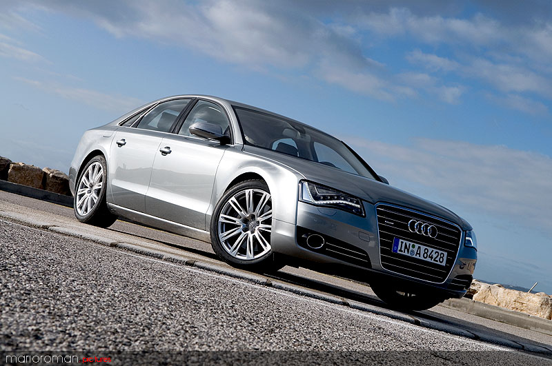 Audi A8 42-2010 7138 in Kurz angefahren : Audi A8 4,2 FSI | Des Transporters neue Kutsche