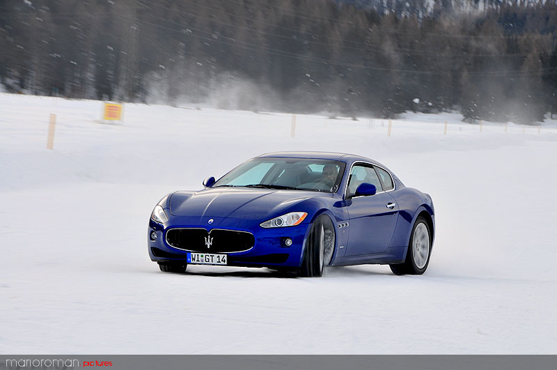 10-01-29-maserati 3859 in Schneetreiben Teil 2: Italien Gelato - Maserati on snow