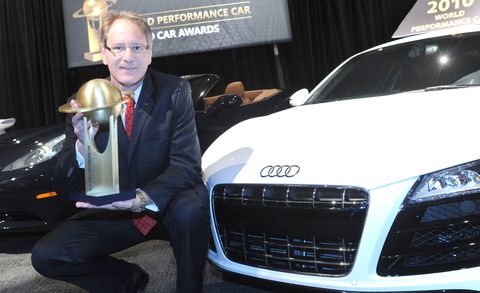 2010130083 0002 in Audi R8 V10 ist World Performance Car 2010