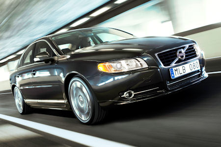 Volvo S80 1 in Volvo V70 und S80 Drive: Mit einer Tankfüllung bis zu 1750 Kilometer
