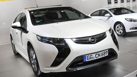 Ampera1 in Opel Ampera mit erstem Deutschland-Auftritt