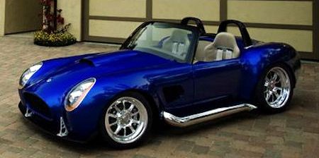 Iconic AC Roadster 2 in Iconic AC Roadster: Giftschlange mit brachialem 800 PS-Biss