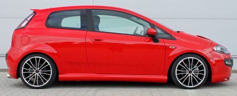 NOVITEC-PunEvo-Pic03 in Alarmstufe Rot: Novitec Tuning für den Fiat Punto Evo