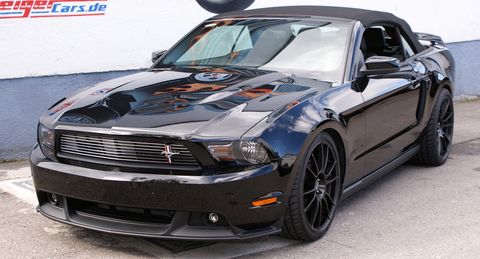 Ford-mustang-cabrio in GeigerCars: Ford Mustang 2011 mit Kompressor-Power  