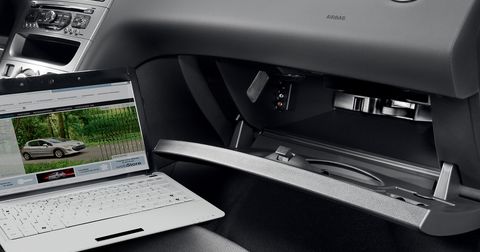 Wifi-on-board in WiFi on Board: Smartphone, iPad und Laptop im Auto vernetzen