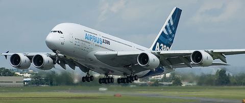 Airbus-a380 in 