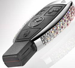 Mercedes-swarovski-3 in Mercedes: Schlüssel von Swarovski