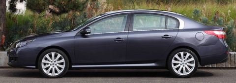 Renault-latitude-2 in Renault: Spitzenmodell Latitude startet günstig