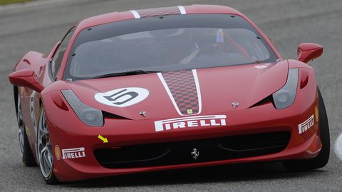 Ferrari-458-Challenge-1 in Ferrari 458 Challenge ist der Star in Bologna