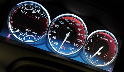 XJ MY2010 43 Lt in Top Gear zeichnet Jaguar XJ aus
