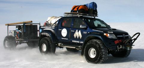 Toyota-hilux-artic-trucks-2 in Toyota Hilux: Auf Antarktis-Expedition