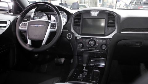 Chrysler-300-c-4 in Lancia oder Chrysler? Neuer 300 C