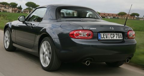 Mazda-mx-5-coupe in Der Mazda MX-5 kriegt eine Auffrischung