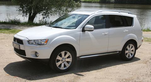 Mitsubishi-outlander-2011 in Video: Mitsubishi Outlander