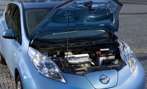Nissan-leaf-3 in Der Nissan Leaf ist Auto des Jahrs 2011