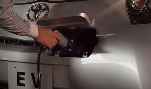 Toyota-iq-ev-2 in Elektroauto: Toyota iQ EV