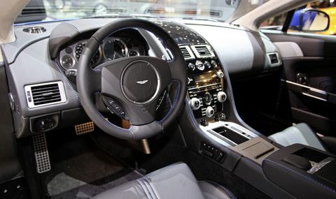 Aston-martin-v8-vantage-s-4 in Aston Martin zeigt den V8 Vantage S