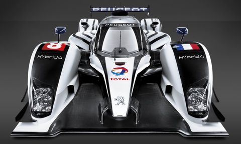 Peugeot-908-hybrid4-1 in Peugeot 908 HYbrid4: Peugeot präsentiert Hybrid-Rennwagen