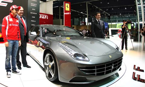 Ferrari-ff-1 in Der Ferrari FF zeigt sich in Asien