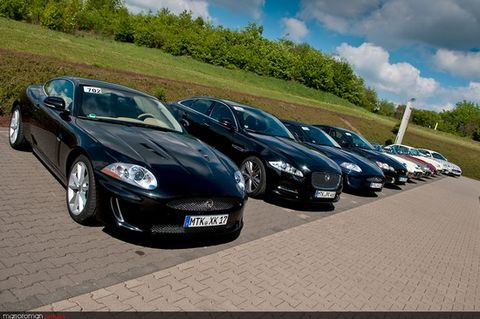 Jaguar-Event-2 in Katzen, Corsas und Sascha: Eine kurvenreiche Woche
