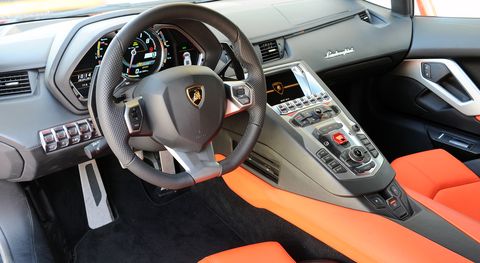 Lamborghni-aventador-lp-700-4-3 in Lamborghini: Nach dem Aventador LP 700-4 noch ein Modell?