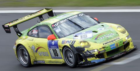 Porsche-911-GT3-RSR-von-Manthey-Racing in Nürburgring: Porsche gewinnt das 24-Stunden-Rennen