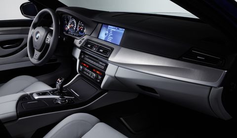 Bmw-m5-3 in Der neue BMW M5 (F10) dreht auf