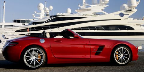 Mercedes-sls-amg-roadster-2 in Mercedes SLS AMG Roadster: Sportwagen auf höchstem Niveau