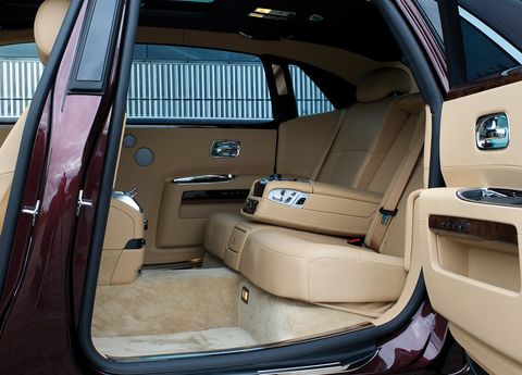 Rolls-royce-ghost-extended-wheelbase-ewb-4 in Verlängerter Radstand: Rolls-Royce Ghost EWB