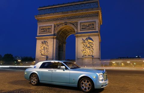 Rolls-Royce-102EX-in-Paris in Der Rolls-Royce 102EX erreicht sein Ziel